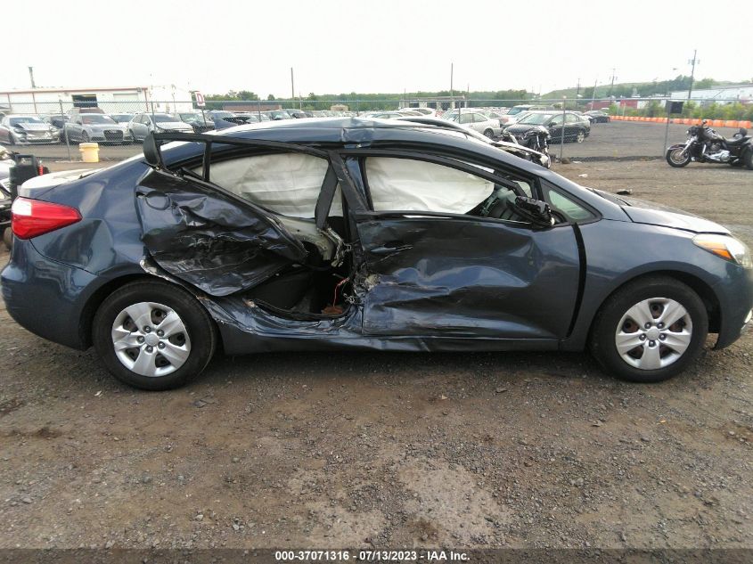 2016 KIA FORTE LX - KNAFK4A62G5613973