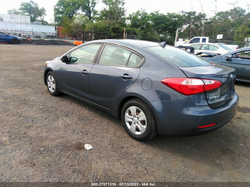 2016 KIA FORTE LX - KNAFK4A62G5613973