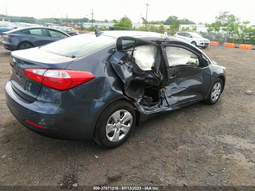 2016 KIA FORTE LX - KNAFK4A62G5613973
