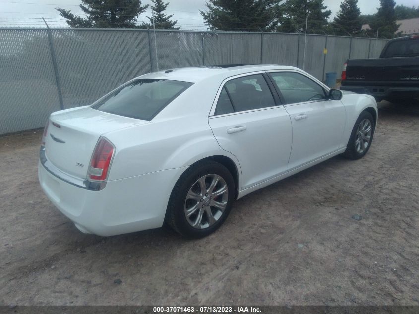 2013 CHRYSLER 300 - 2C3CCARG4DH529323