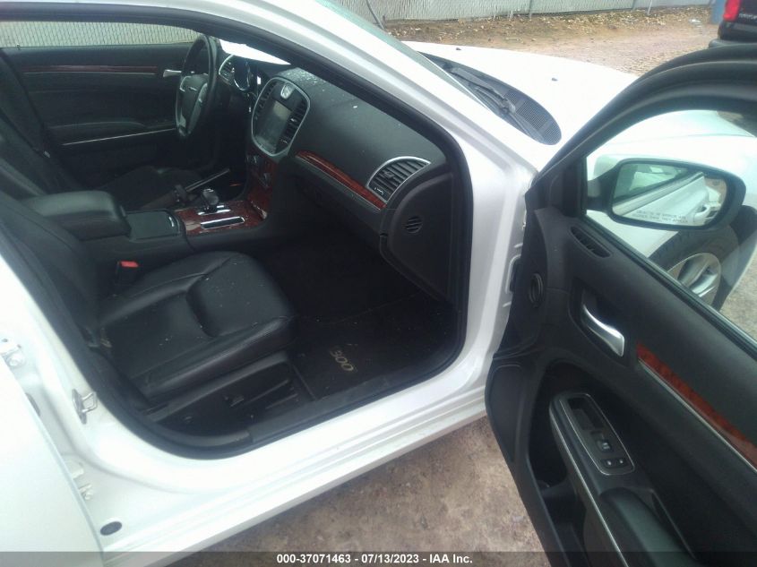 2013 CHRYSLER 300 - 2C3CCARG4DH529323