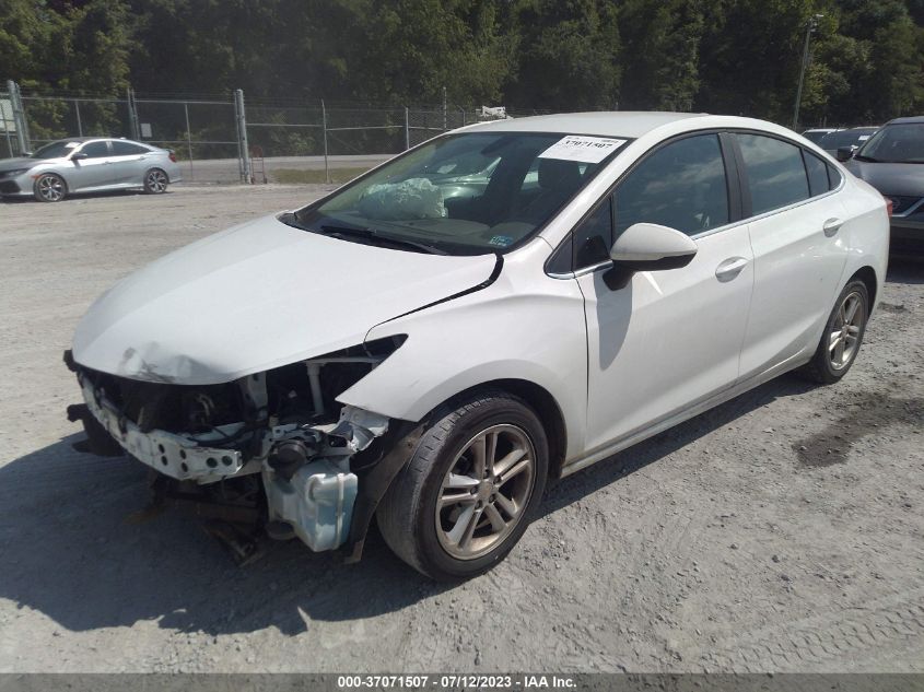 2018 CHEVROLET CRUZE LT - 1G1BE5SM2J7176007