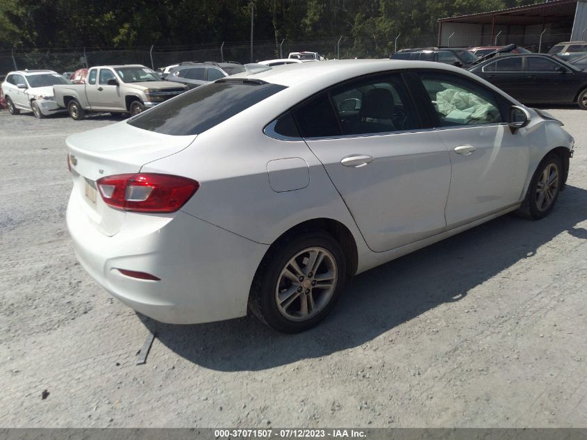 2018 CHEVROLET CRUZE LT - 1G1BE5SM2J7176007