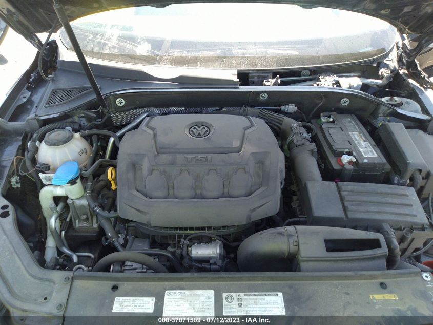 2018 VOLKSWAGEN PASSAT 2.0T S/R-LINE - 1VWAA7A32JC044114
