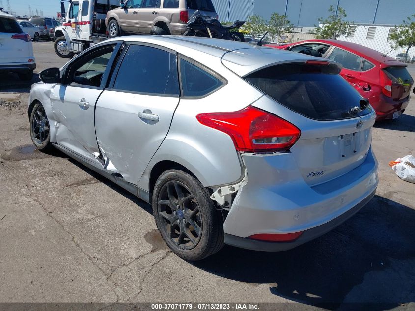 2016 FORD FOCUS SE - 1FADP3K29GL256181