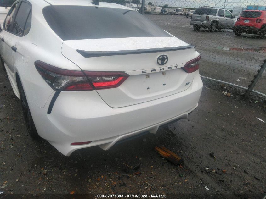 2021 TOYOTA CAMRY SE - 4T1G11AK3MU462144