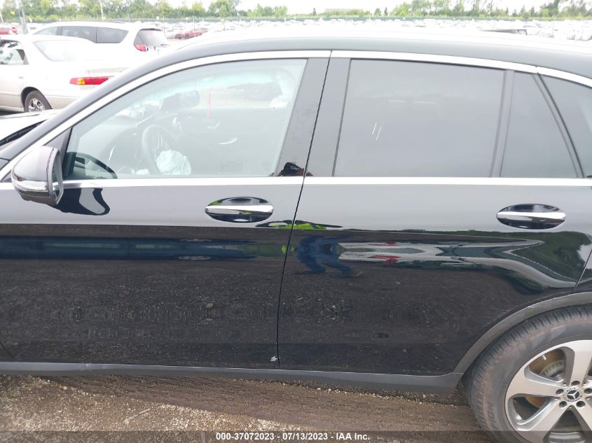 2022 MERCEDES-BENZ GLC GLC 300 - W1N0G8EB0NV333239