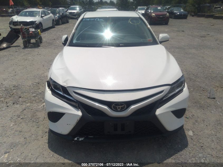 2018 TOYOTA CAMRY LE/SE/XLE/L - 4T1B11HK6JU518542