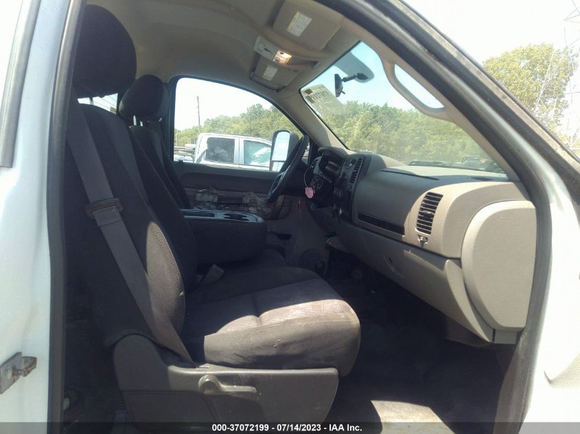 2013 GMC SIERRA 2500HD WORK TRUCK - 1GT02ZCG1DZ261100