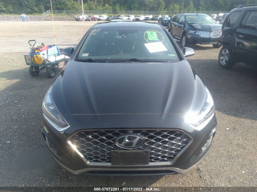 2018 HYUNDAI SONATA LIMITED - 5NPE34AB1JH685392