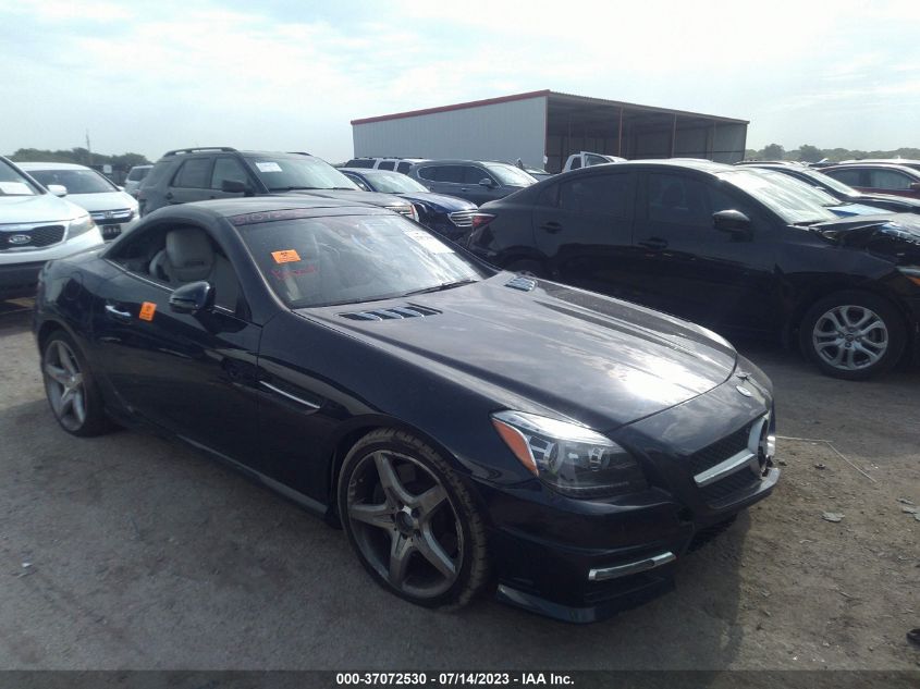 2016 MERCEDES-BENZ SLK 350 - WDDPK5HA4GF115488