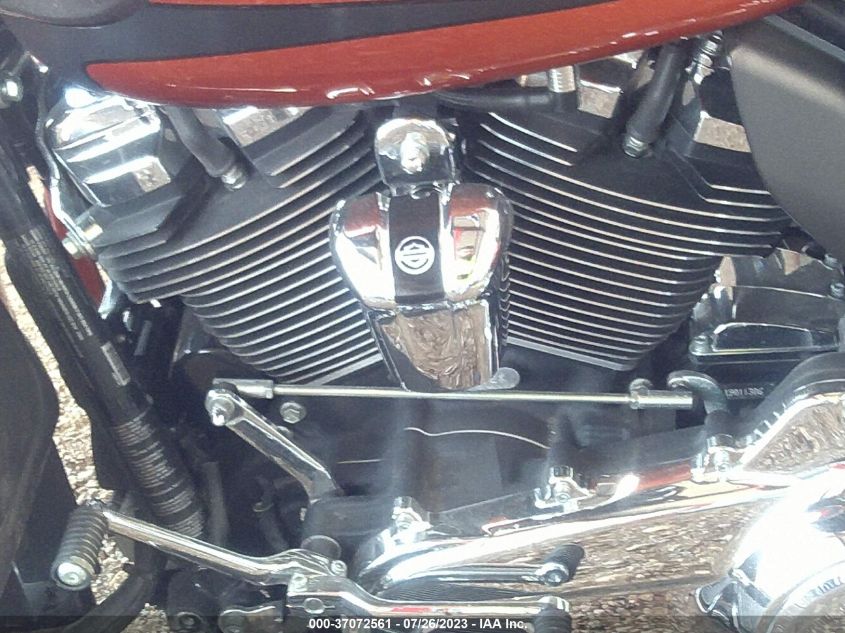 2019 HARLEY-DAVIDSON FLHTK 1HD1KEF13KB605972