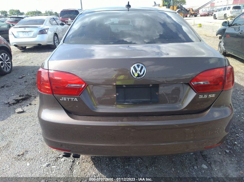 2013 VOLKSWAGEN JETTA SEDAN SE W/CONVENIENCE - 3VWDP7AJ0DM289927