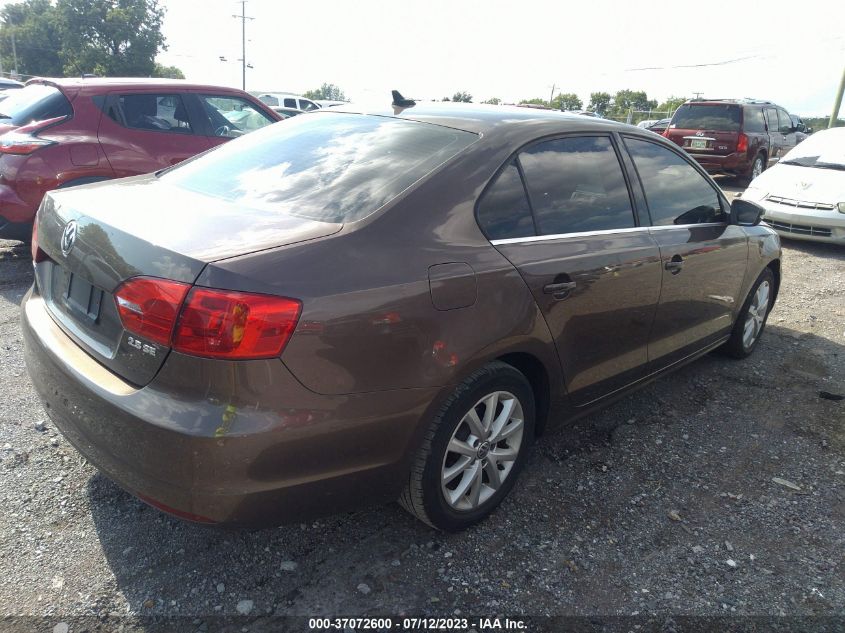 2013 VOLKSWAGEN JETTA SEDAN SE W/CONVENIENCE - 3VWDP7AJ0DM289927