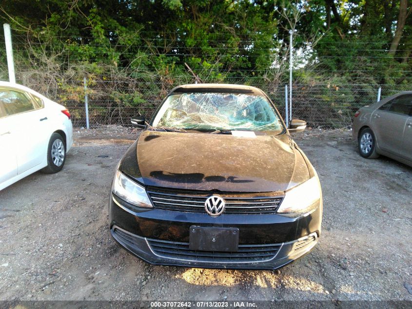 2013 VOLKSWAGEN JETTA SEDAN SE W/CONVENIENCE/SUNROOF - 3VWDX7AJ7DM372903