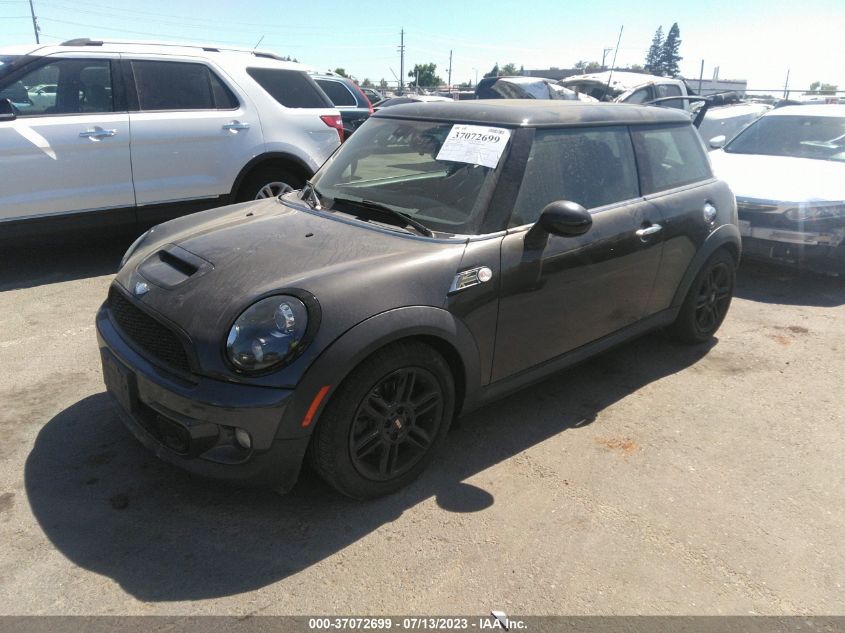 2013 MINI COOPER HARDTOP S - WMWSV3C56DT477603