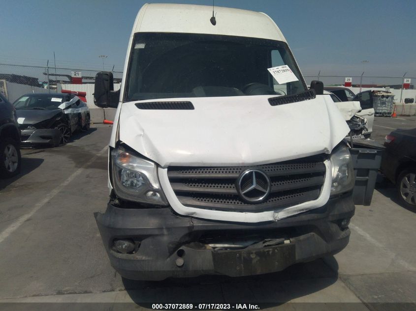 2016 MERCEDES-BENZ SPRINTER CARGO VANS - WD3PE8DD5GP316047