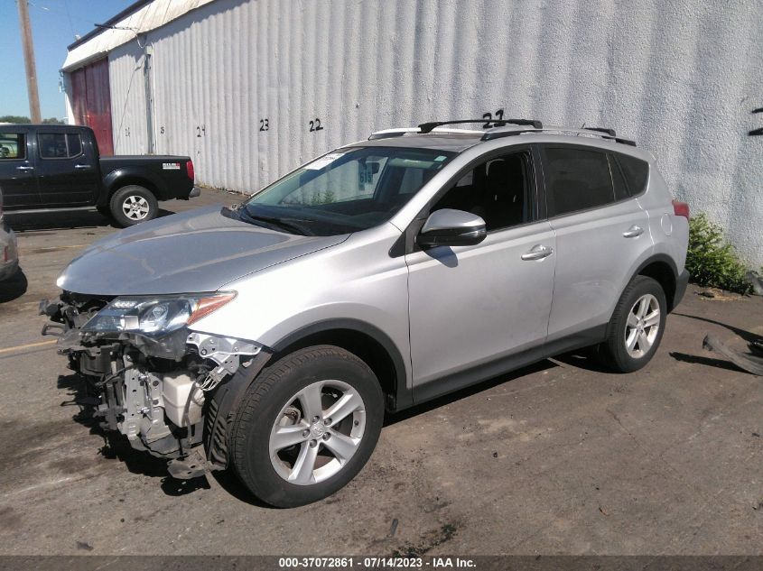 2014 TOYOTA RAV4 XLE - JTMRFREV6ED084419