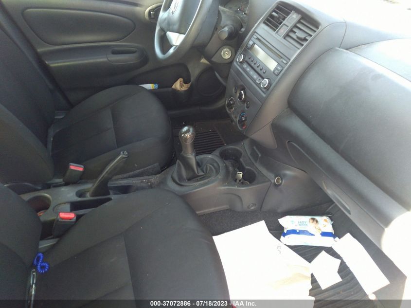 2017 NISSAN VERSA SEDAN S - 3N1CN7AP2HL824666