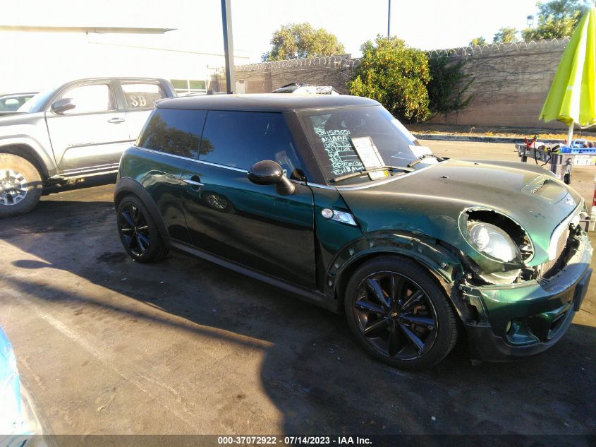 2013 MINI COOPER HARDTOP S - WMWSV3C59DT388477