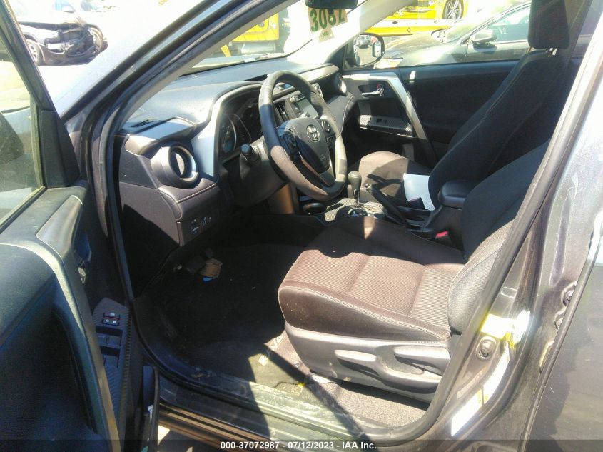 2015 TOYOTA RAV4 XLE - JTMWFREV9FJ042753