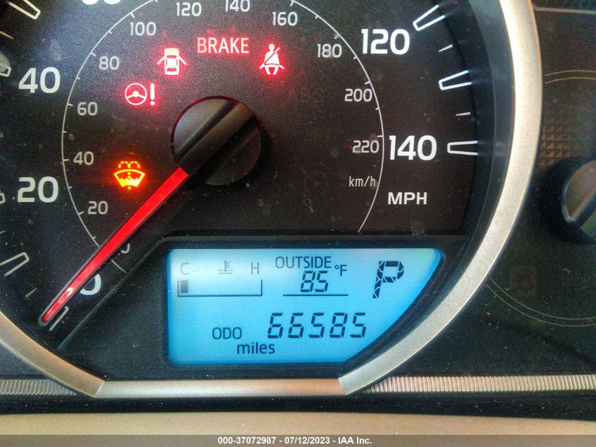 2015 TOYOTA RAV4 XLE - JTMWFREV9FJ042753