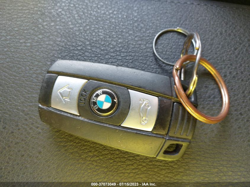 2015 BMW X1 XDRIVE28I - WBAVL1C55FVY26636