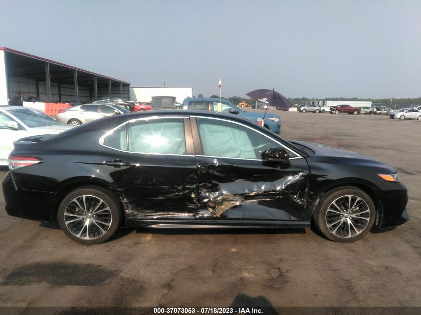 2018 TOYOTA CAMRY LE/SE/XLE/L - 4T1B11HKXJU022823