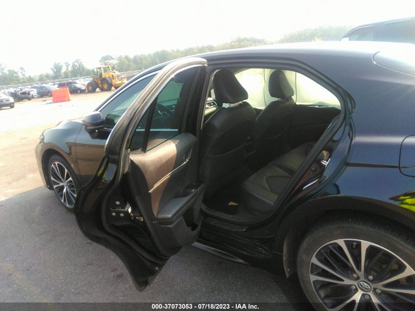 2018 TOYOTA CAMRY LE/SE/XLE/L - 4T1B11HKXJU022823