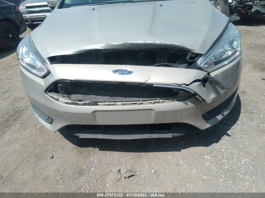 2015 FORD FOCUS SE - 1FADP3K23FL230352