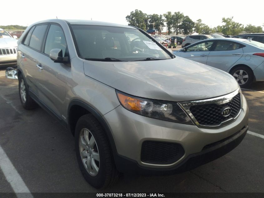 2013 KIA SORENTO LX - 5XYKTCA67DG325555