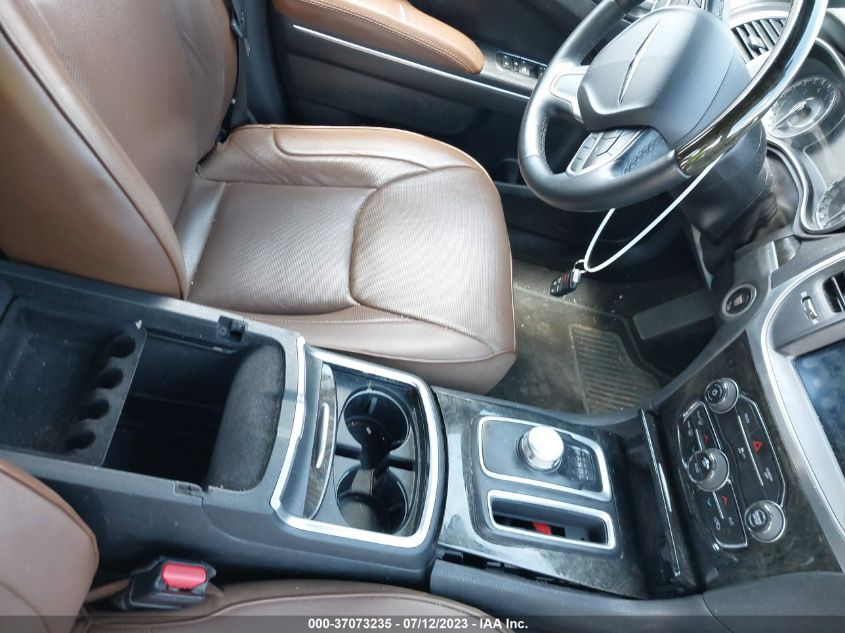 2018 CHRYSLER 300 LIMITED - 2C3CCAEG5JH145925
