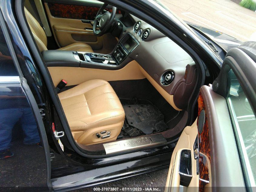 2013 JAGUAR XJ - SAJWA1C79D8V41868