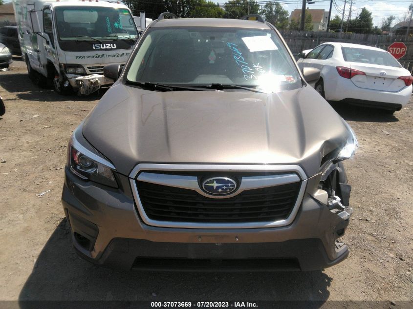 2019 SUBARU FORESTER PREMIUM - JF2SKAGC8KH523331