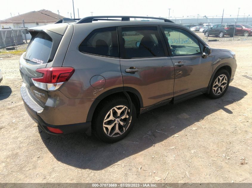 2019 SUBARU FORESTER PREMIUM - JF2SKAGC8KH523331