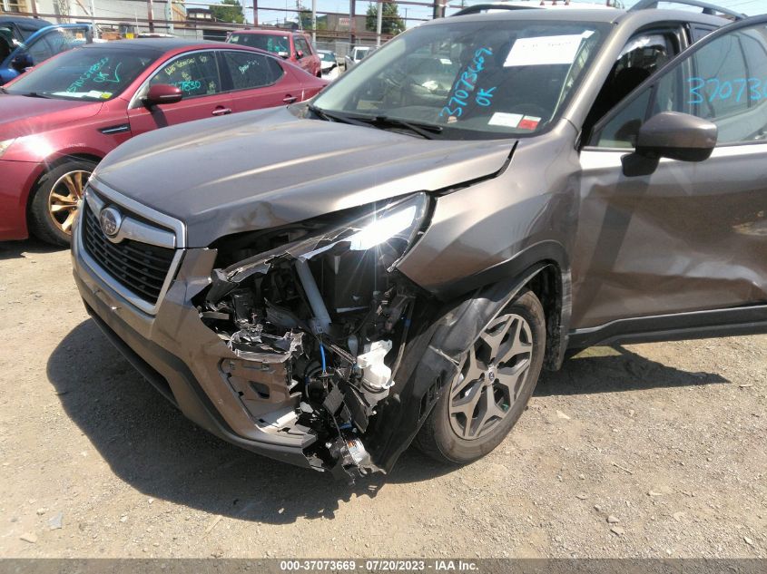 2019 SUBARU FORESTER PREMIUM - JF2SKAGC8KH523331