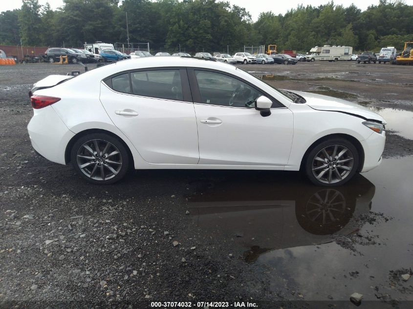 2018 MAZDA MAZDA3 4-DOOR TOURING - 3MZBN1V31JM252306