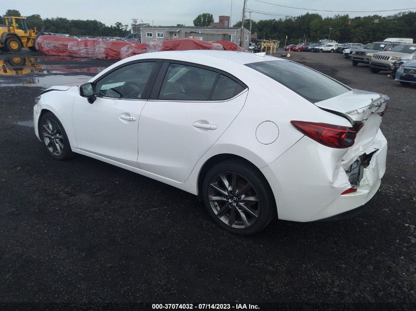 2018 MAZDA MAZDA3 4-DOOR TOURING - 3MZBN1V31JM252306