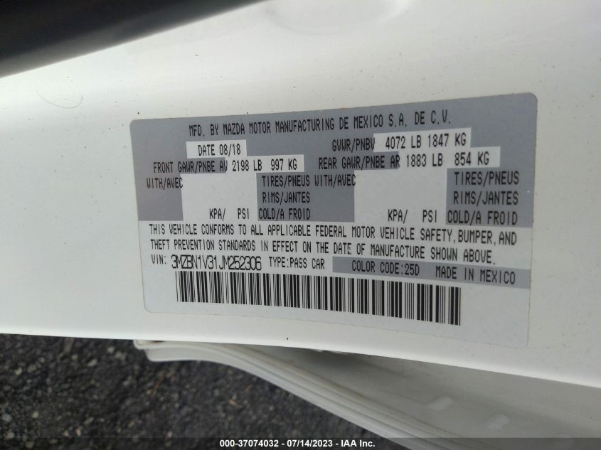 2018 MAZDA MAZDA3 4-DOOR TOURING - 3MZBN1V31JM252306