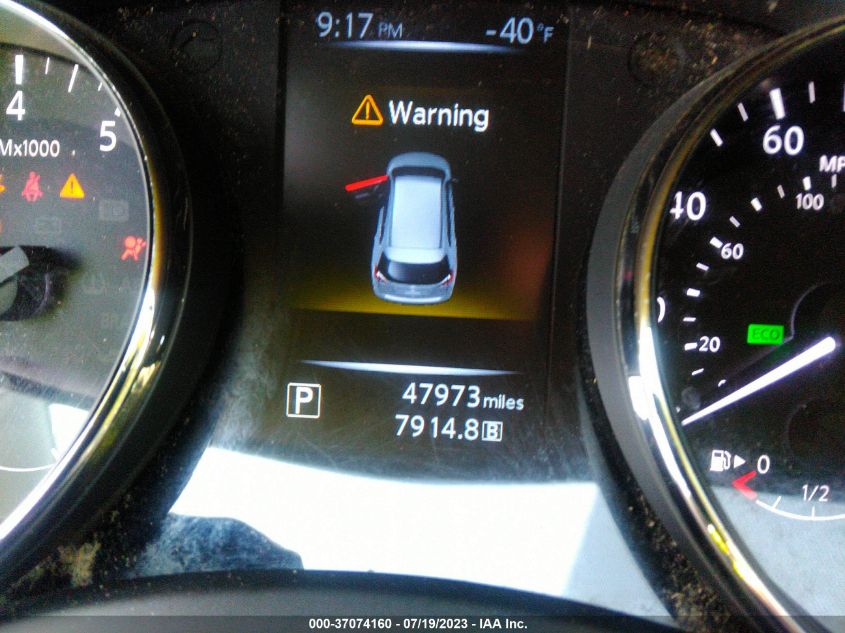 2016 NISSAN ROGUE S - KNMAT2MT1GP631675