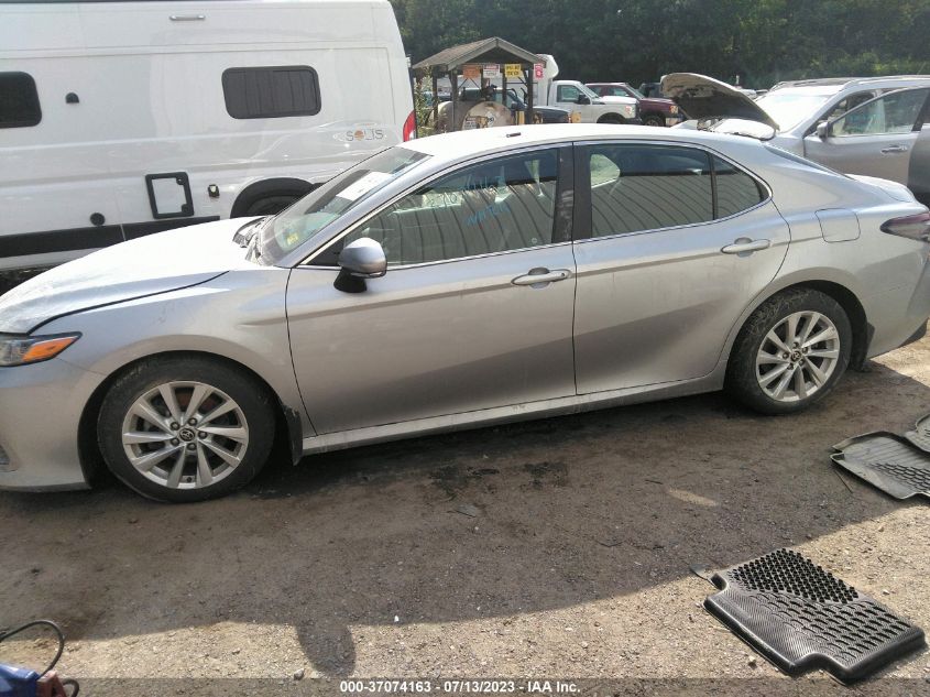 2021 TOYOTA CAMRY LE - 4T1C11BK1MU020122