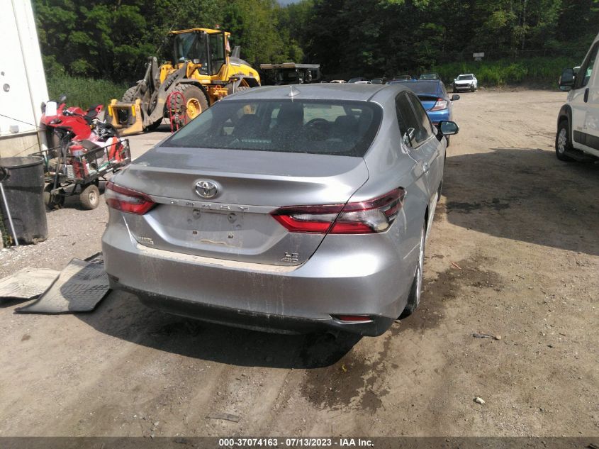 2021 TOYOTA CAMRY LE - 4T1C11BK1MU020122
