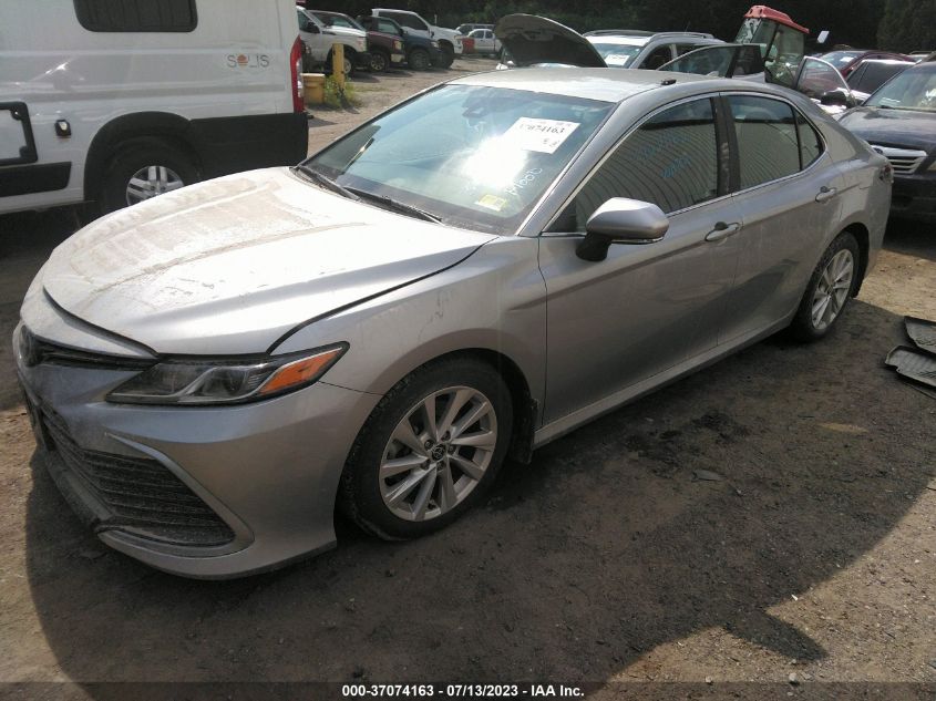 2021 TOYOTA CAMRY LE - 4T1C11BK1MU020122