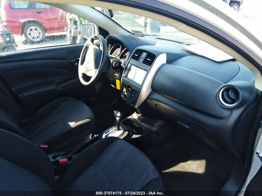 2019 NISSAN VERSA SEDAN SV - 3N1CN7APXKL864033