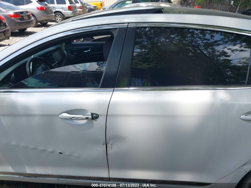2015 KIA K900 LUXURY - KNALW4D49F6018063