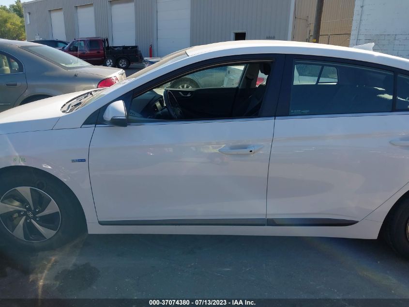 2017 HYUNDAI IONIQ HYBRID SEL - KMHC75LC2HU058168