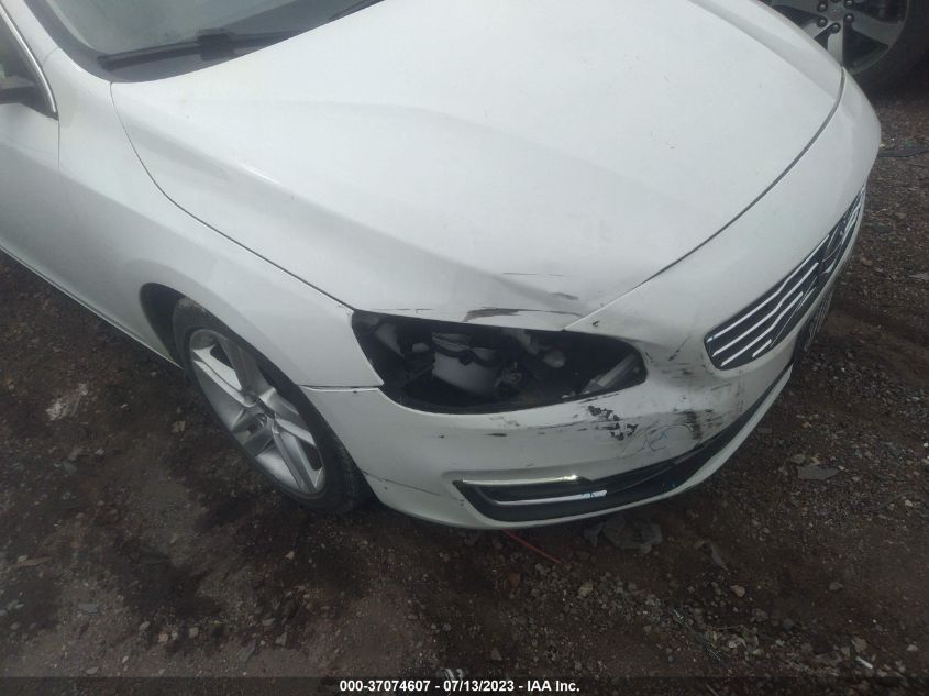 2015 VOLVO S60 T5 DRIVE-E PREMIER - YV140MFK7F1344651