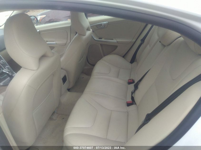 2015 VOLVO S60 T5 DRIVE-E PREMIER - YV140MFK7F1344651