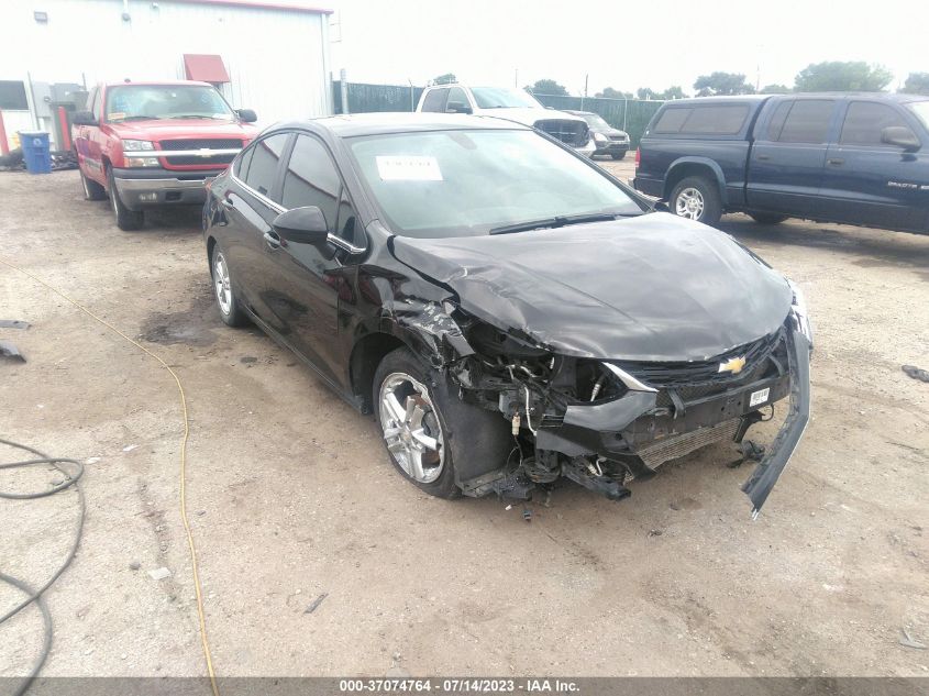 2017 CHEVROLET CRUZE LT - 1G1BE5SM2H7120367