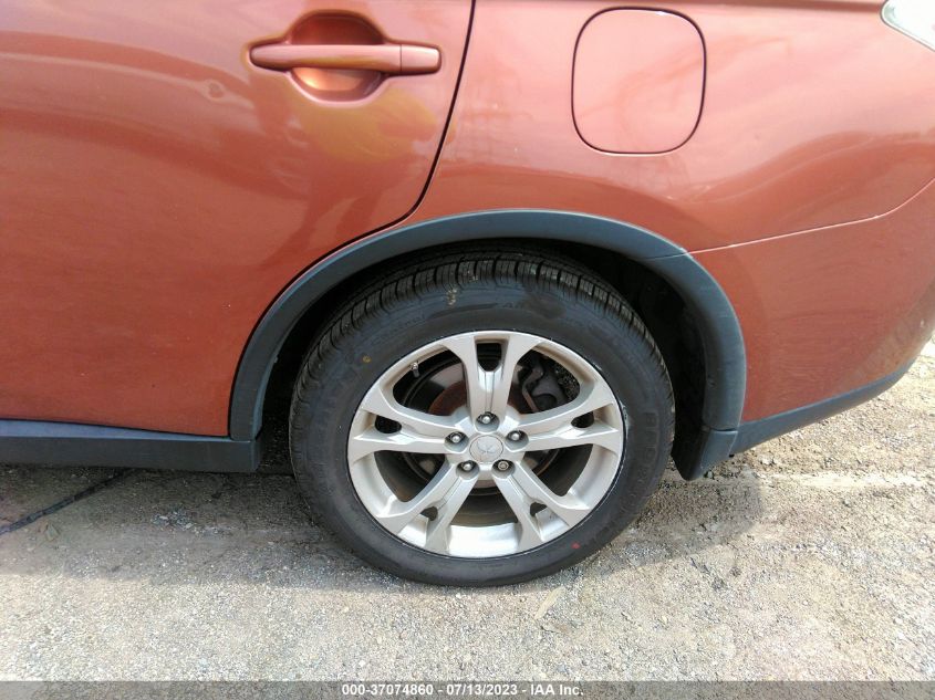 2015 MITSUBISHI OUTLANDER SE - JA4AZ3A30FZ004262